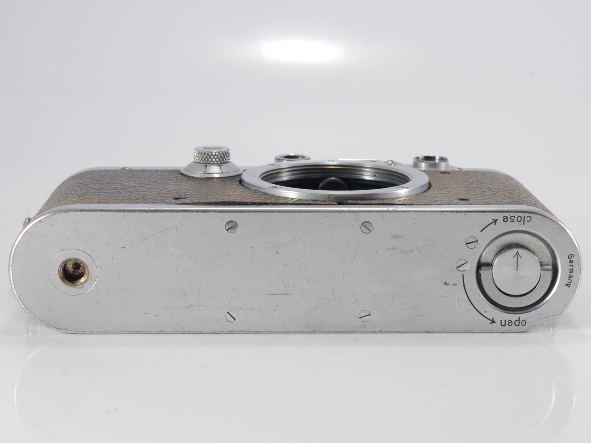Leica IIIa ボディ 革ケース付 ライカ（60763） | サンライズカメラ