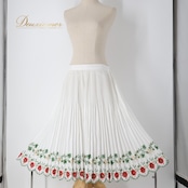 フォークダンス 衣装 スカート ホワイト系 ナロッドニー 刺繍 花柄 チロリアン チロルスカート プリーツ 白 赤 緑 橙 NARODNI 爽やか かわいい フラワー ダンス衣装 イベント 練習 レッスン スカラップ レッド系 オレンジ系 グリーン系