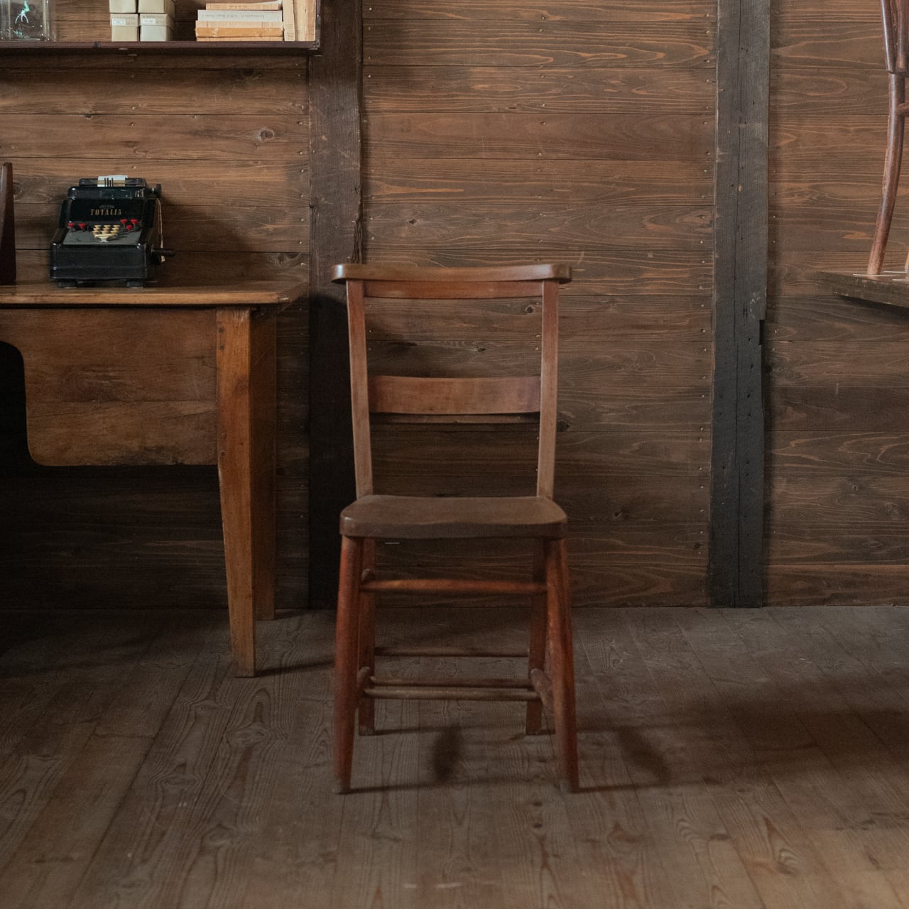 英国アンティーク木製チャペルチェア/チャーチ/ダイニングイス/飾り棚(92-96 Church Chair / チャーチチェア 〈 チャペルチェア・ダイニングチェア