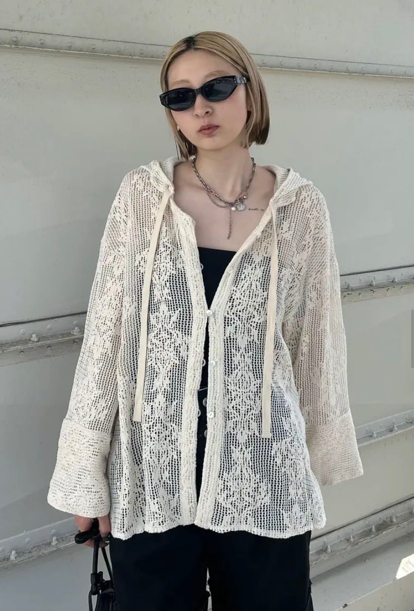 AMERI】2WAY MESH DAMASK EMBROIDERY HOOD BLOUSE (0126104510800