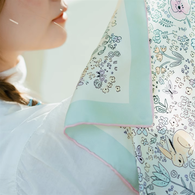 ウサギフラワーシルクスカーフ 4color 10945