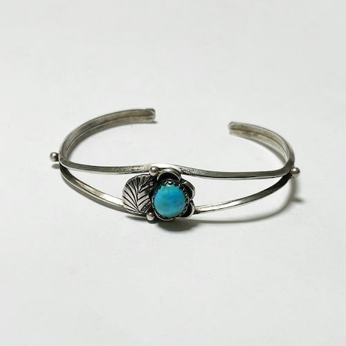 Vintage Southwestern Style Turquois Cuff Bracelet (Sale)