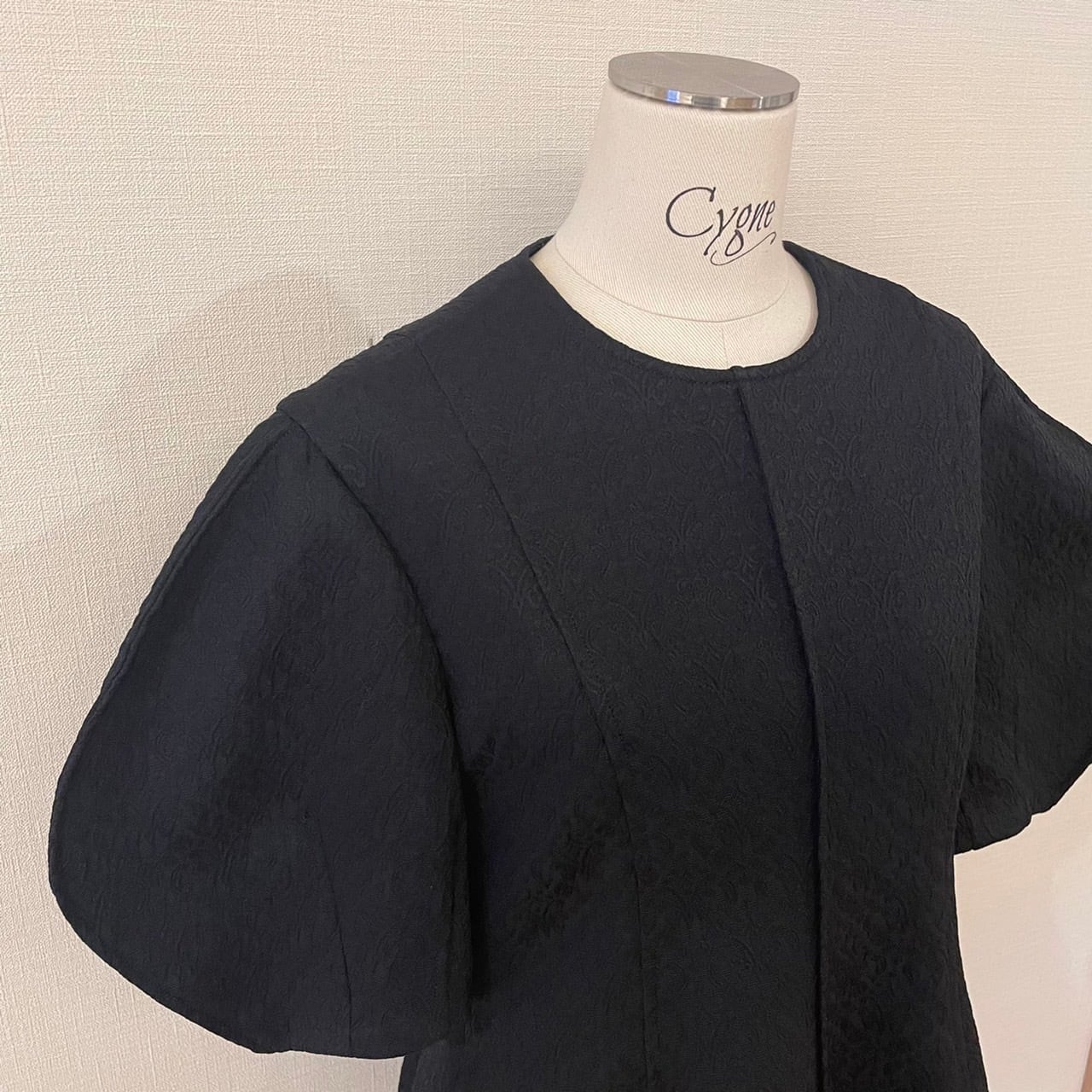 新品cygne シーニュ cecile black ジャガードトップス