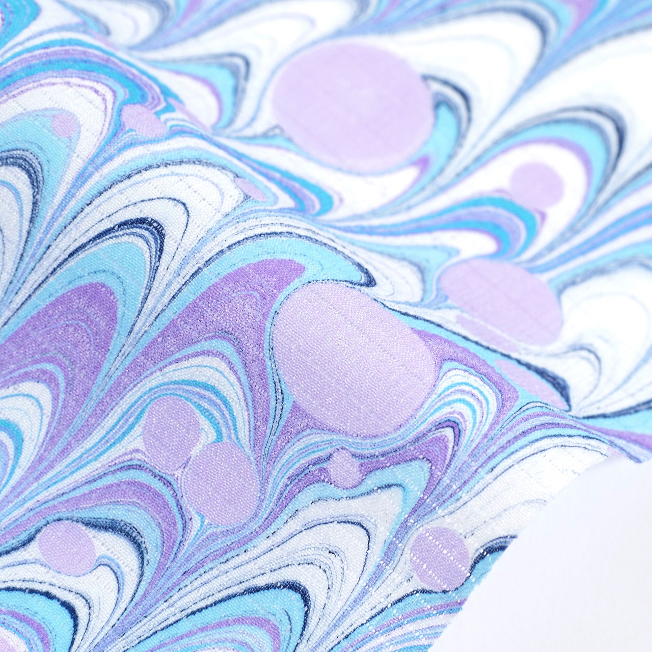 「流星群、光のベールを纏う墨流し」〜ピーコック×ドット柄〜セオアルファ