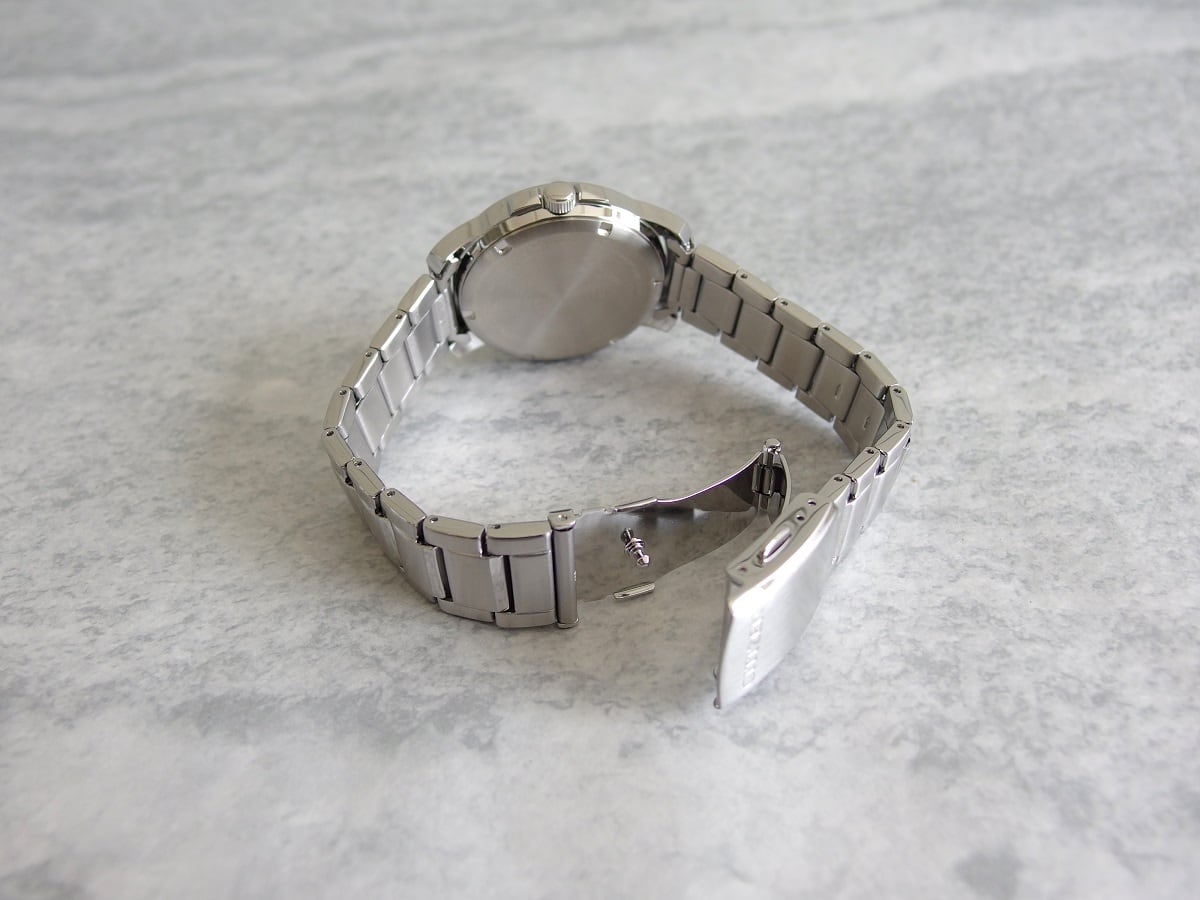 特典付き【CITIZEN Collection】 BM8180-71W / エコドライブ（ソーラー