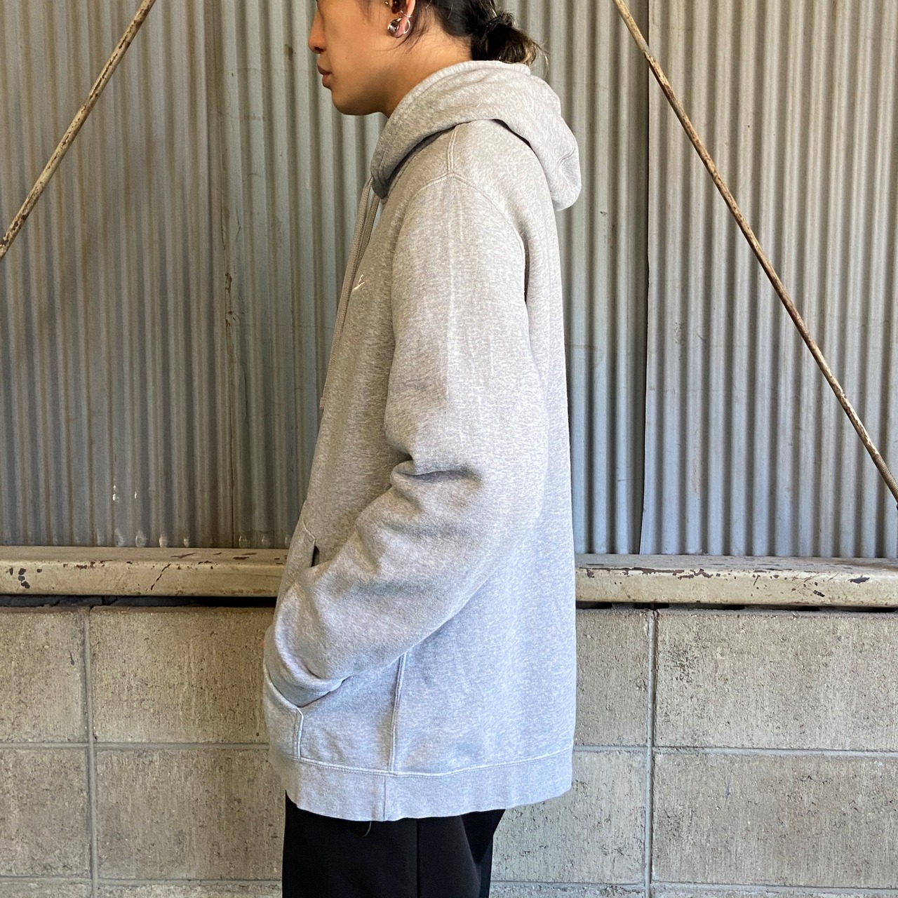 NIKE ナイキ スモールスウォッシュ スウェットパーカー メンズXL 古着 