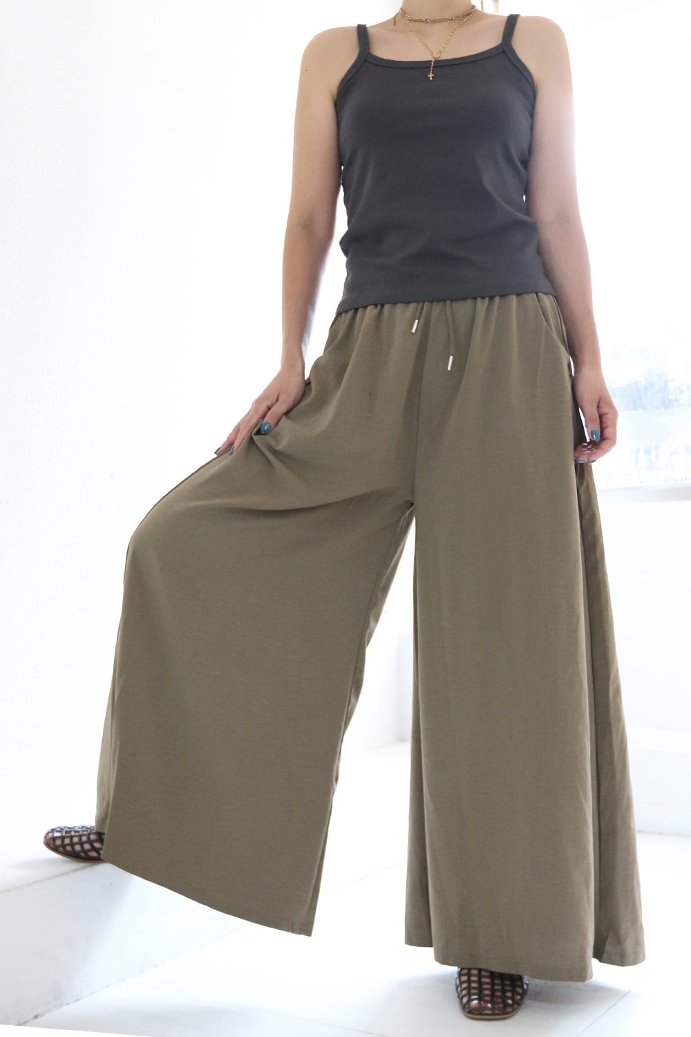 カットワイドパンツ(W26W4012H)