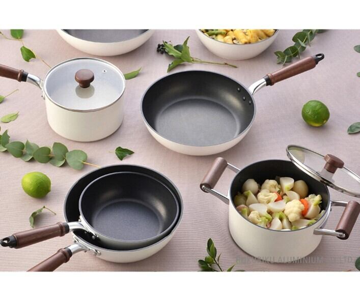 【送料込み】片手鍋18cm PLAIRE PLAIRE Pan 7In - プレール IH対応 片手鍋 18cm | キッチン用品・生活