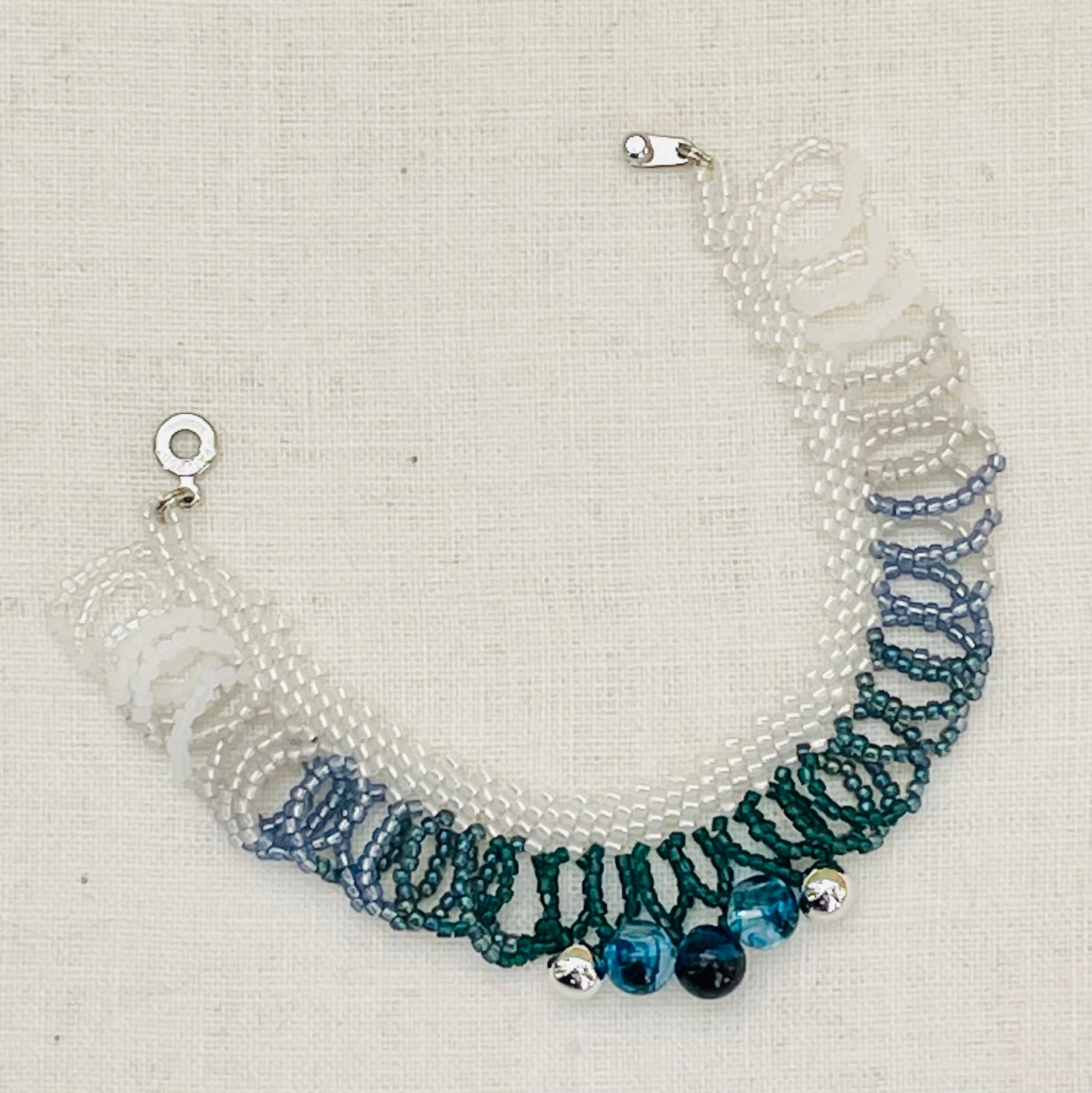 ebd645c0a10981d91b8828f0c5af22