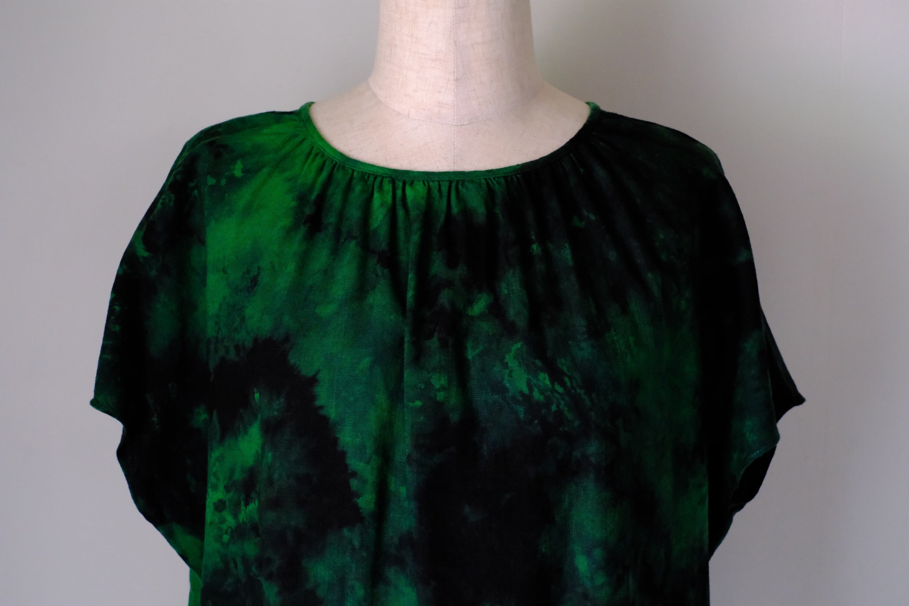 【remake】バックボタンブラウス　u-0165