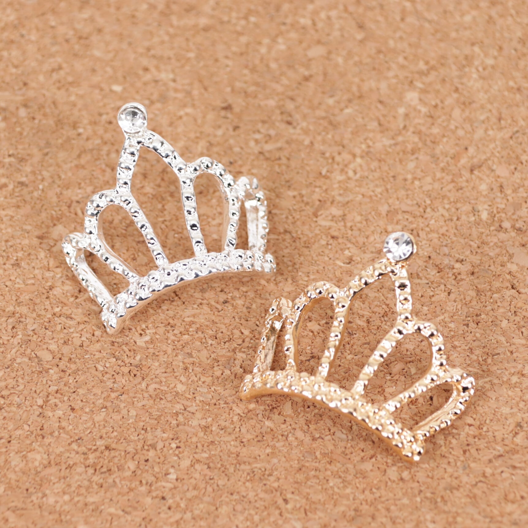 王冠・ティアラ | リボンとパーツのお店 ISEKI オンラインショップ