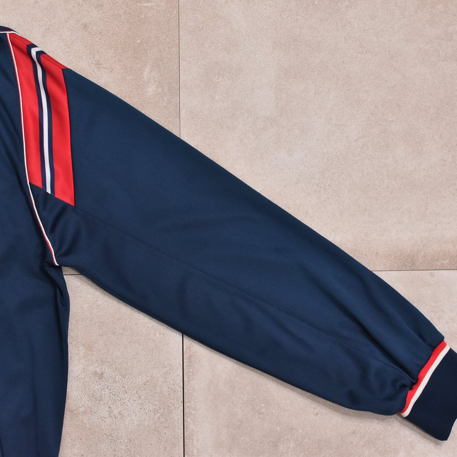 70s France CHEMISE LACOSTE track jkt | 古着屋 grin days 70s France CHEMISE LACOSTE track jkt | 古着屋 grin days