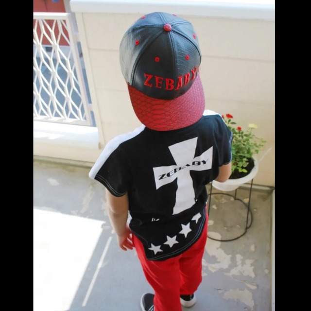 ZEBABY RED CRACKED LEATHER CAP（税込み）