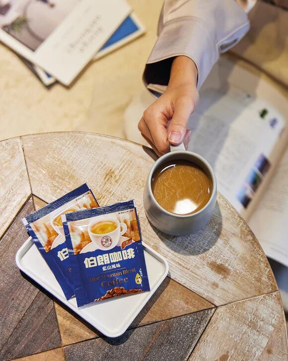 マンデリンブランド200g×2個　ネスカフェエクセラ200g×4個 マンデリンブランド200g×2個ネスカフェエクセラ200g×4個