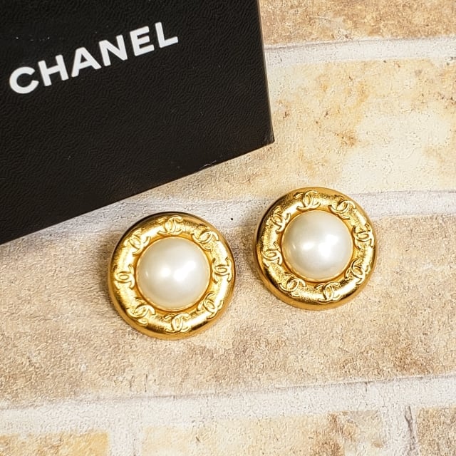 ジバンシィ GIVENCHY ☆ ヴィンテージ フェイクパール ネックレス