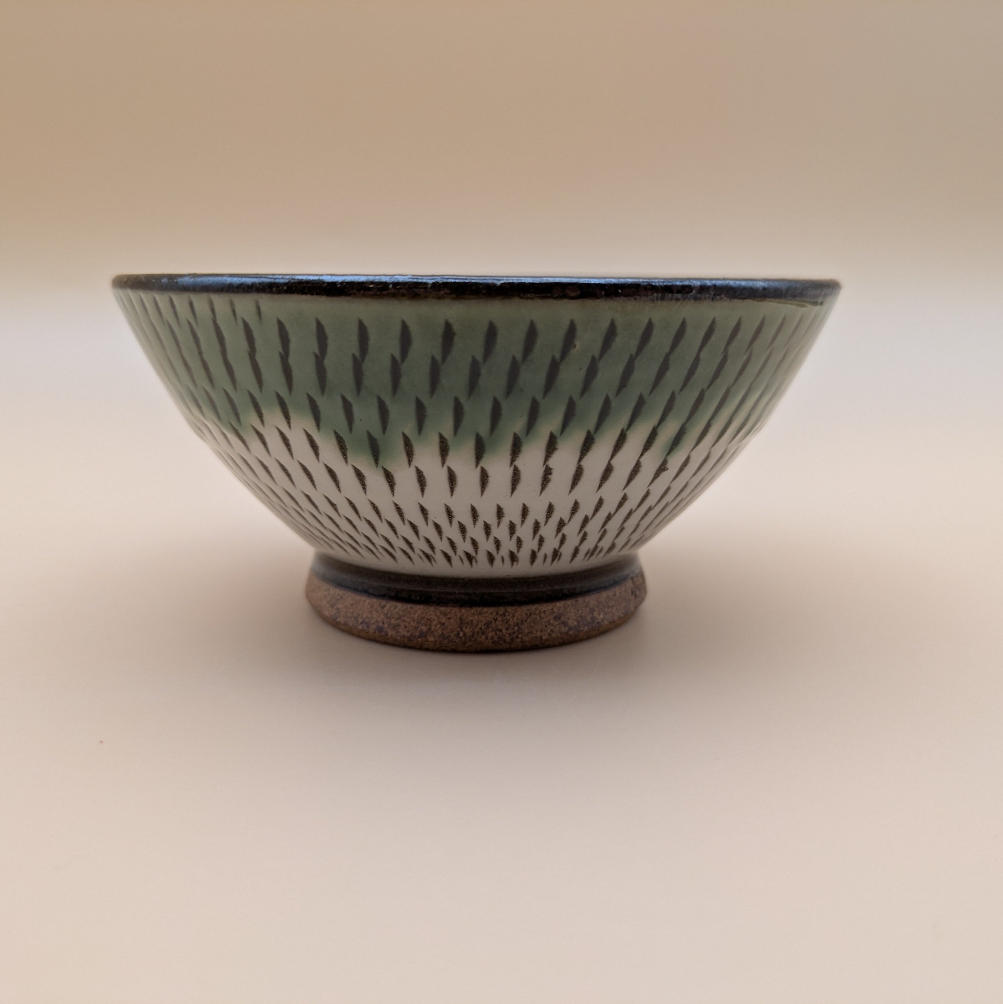 小石原焼】 茶碗 11.6cm （緑釉流し掛け 白釉 飛び鉋） ご飯茶碗 お
