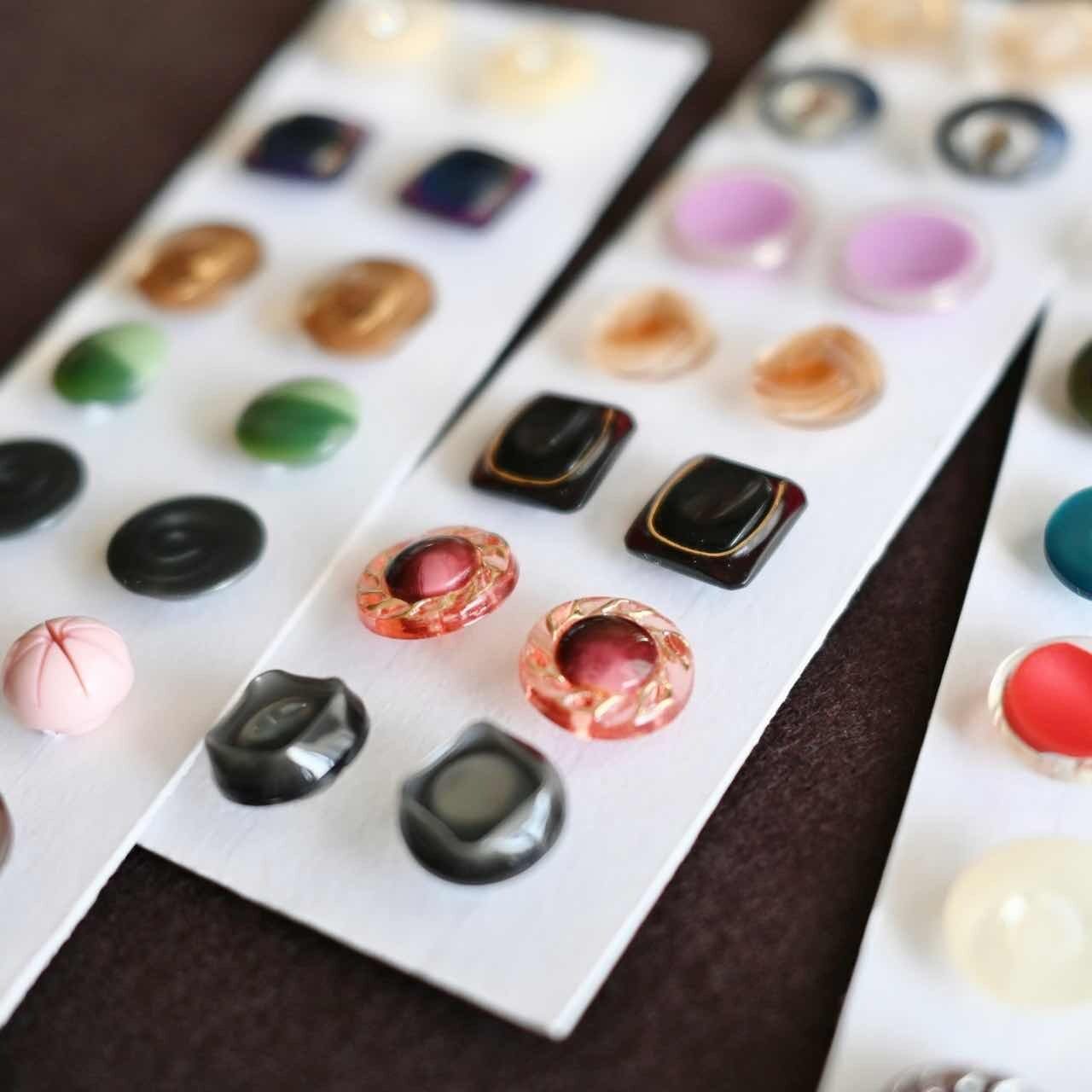 完売 】salt&Pepperさんの昭和レトロボタン14個 コレクション