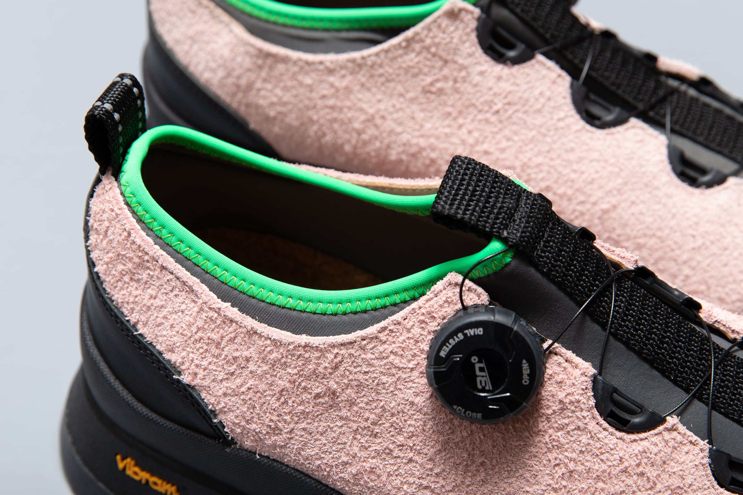 pg OLIVER | PNK/GRN | PLAYGROUND | スニーカーショップ