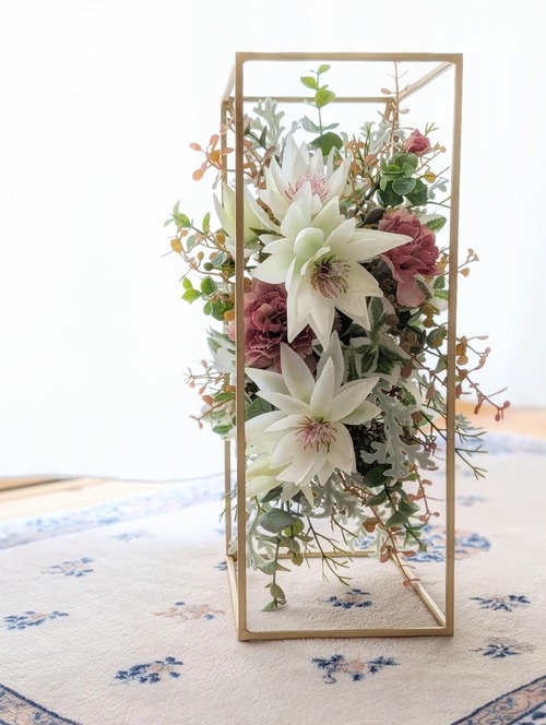 ❥オーダー販売❥ Gold Frame Lサイズ 3way❦  Love＆Thanks アレンジ〜セルリア×カーネーション ギフト 母の日 祝い