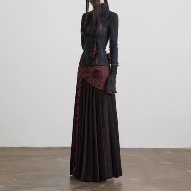 Asymmetric pleated detail skirt C1423