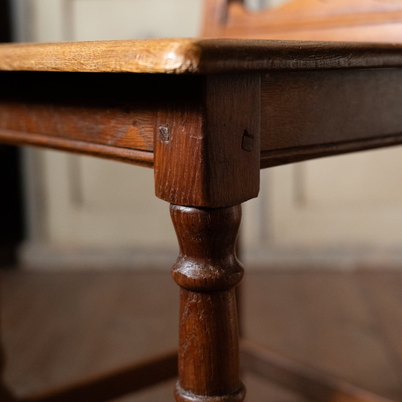 Lorraine Chair / ロレーヌチェア 〈チェア・椅子・デスクチェア