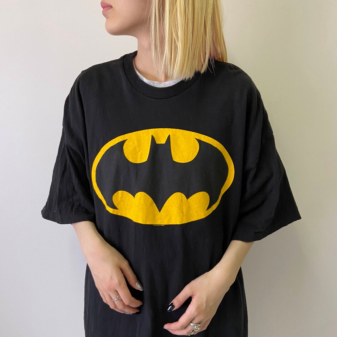 希少 海外 BATMAN バッドマン ロゴ ブリーチ加工 ビッグサイズ L