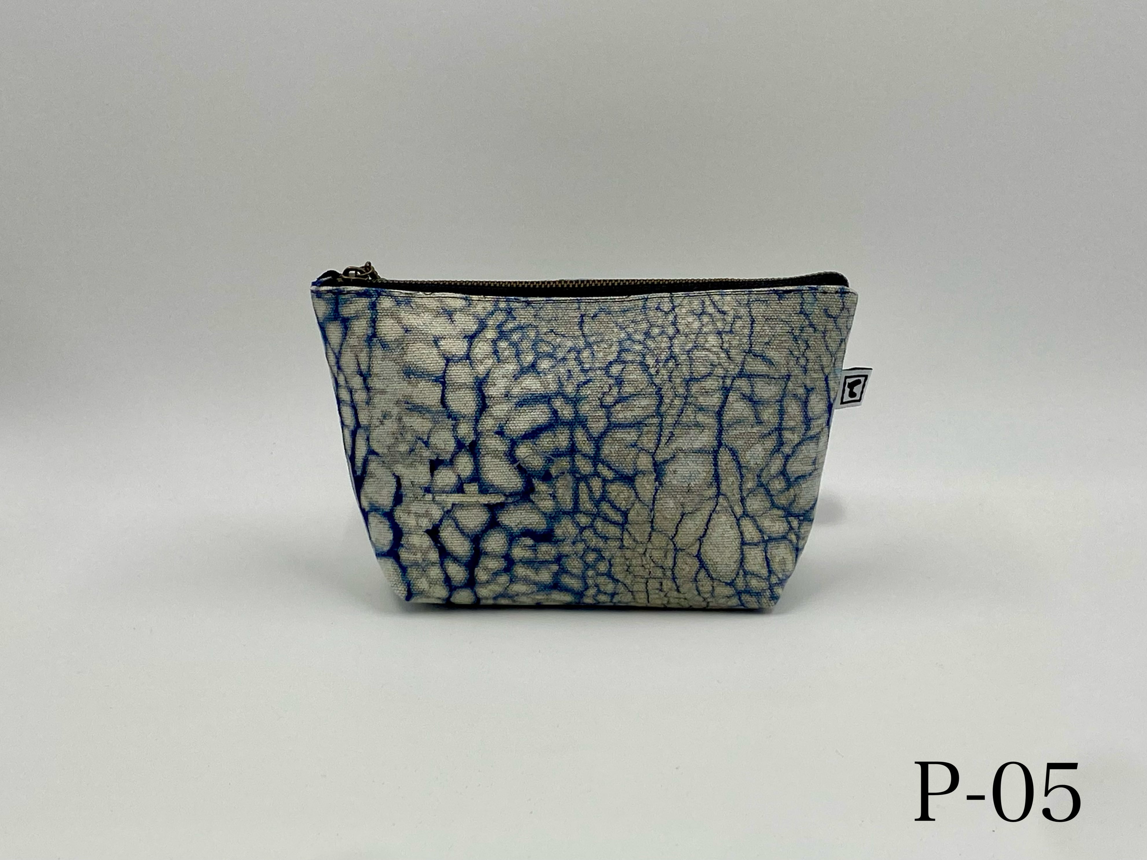 藍染・松煙染 ポーチ | 黒羽藍染紺屋