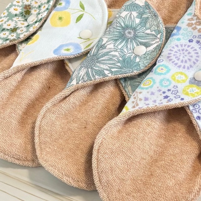 22cm パイル オーガニック 布ナプキン 防水仕様 4枚セット 普通の日用 343