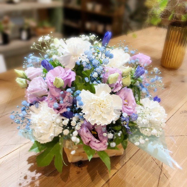 生花アレンジメント　税込4400円