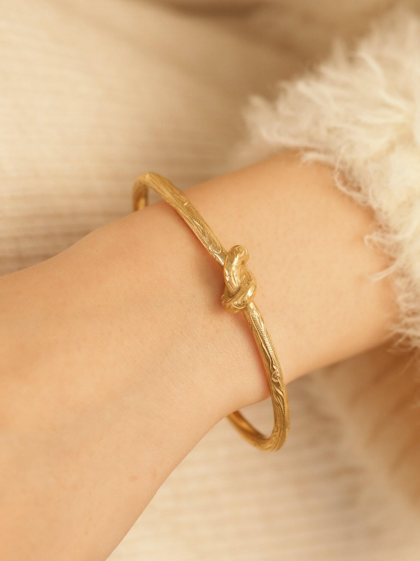 316L hawaiian knot bangle #b12