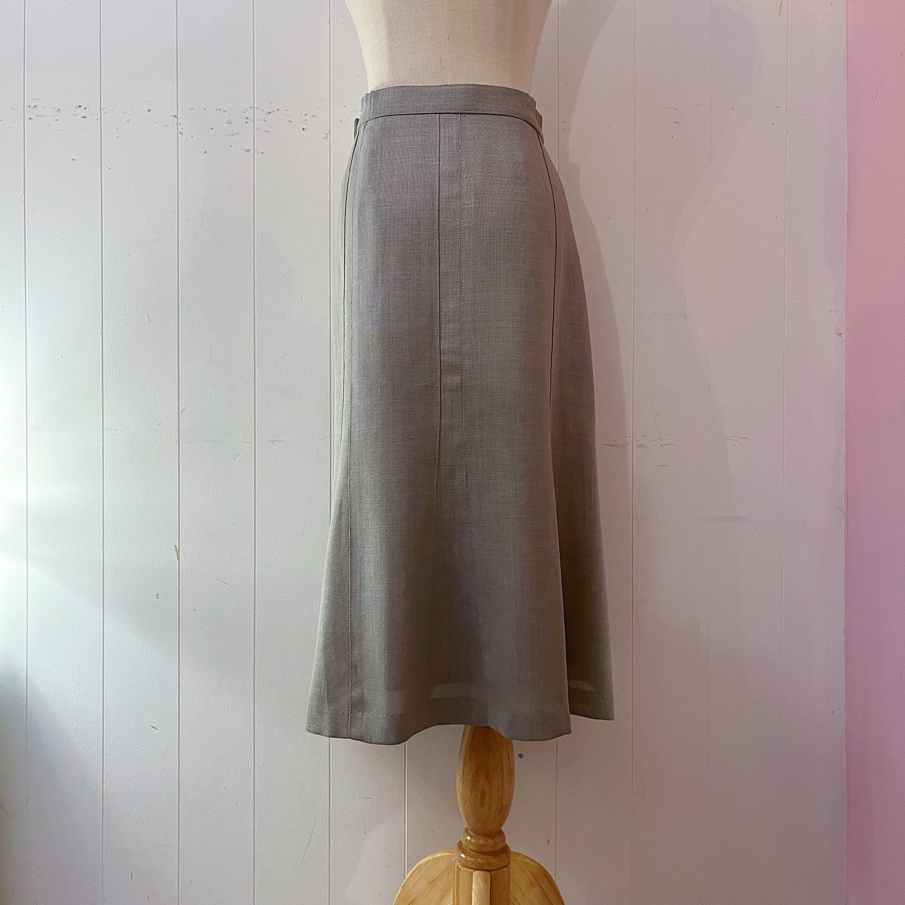 leaf pale green seems flare skirt