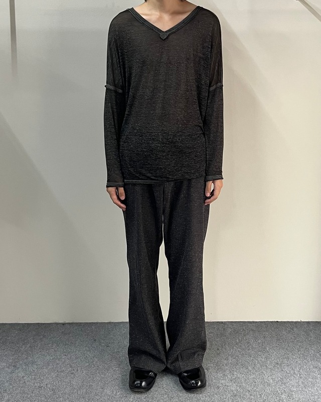 washed V-neck deformed sheer top