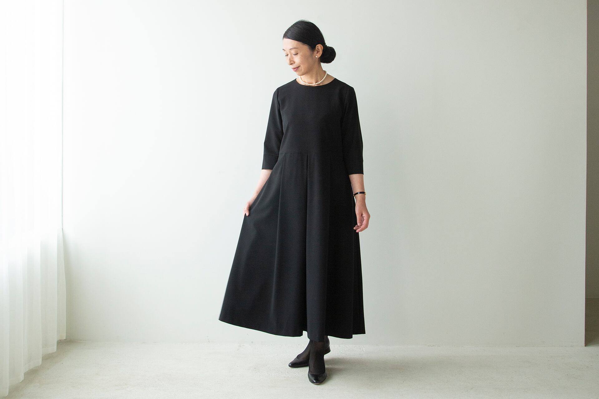 ワンピース「クラシック」】板倉直子さんのブラックフォーマル | 天然  