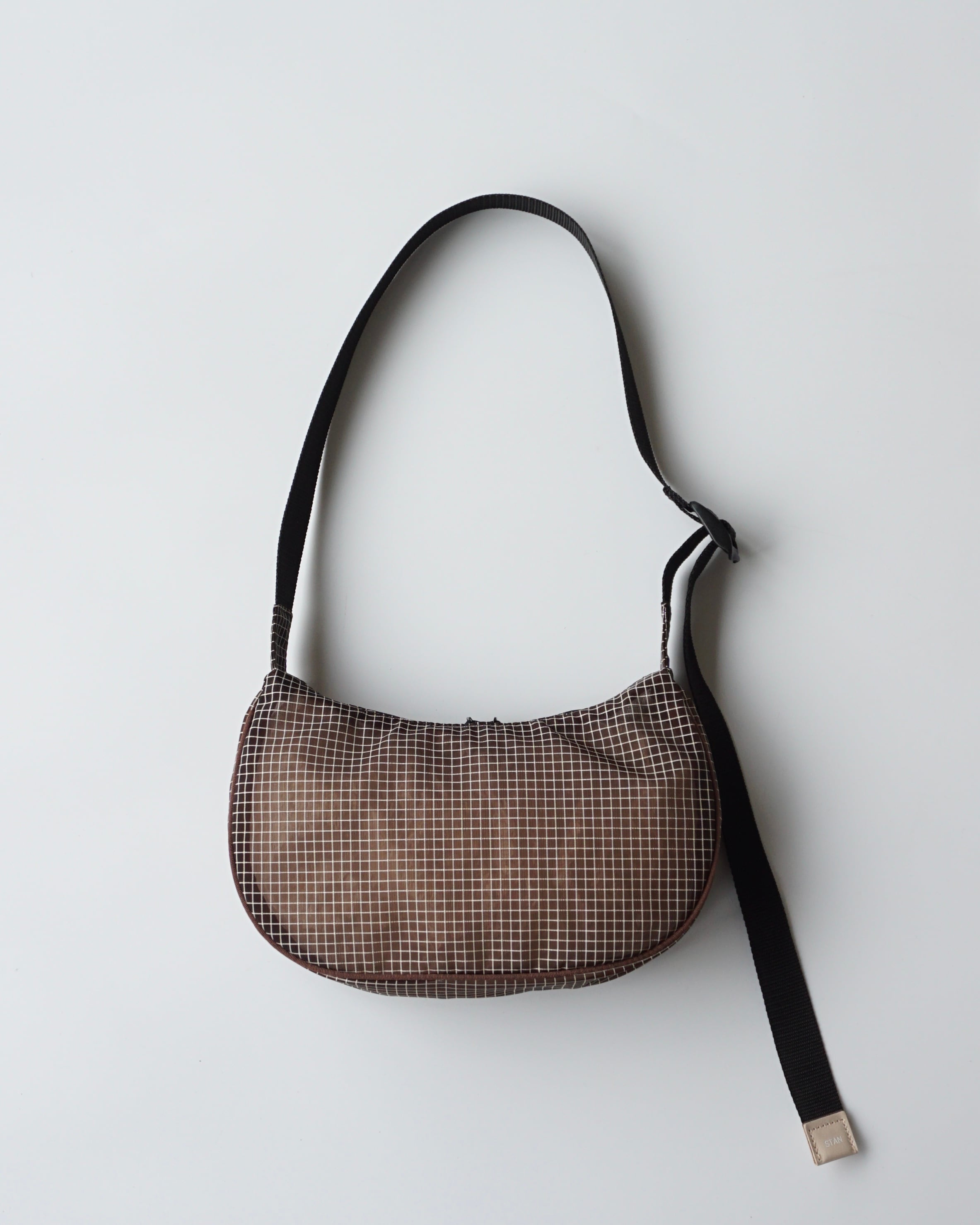 STAN Product R corner bag 【mesh】