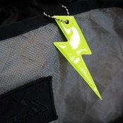 雷の光 リフレクターキーホルダー