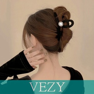 ヘアクリップ 黒 ベルベット 大きめパール バンスクリップ 可愛いまとめ髪 ヘアアクセサリー 誕生日プレゼント 雑貨 髪留め 大人エレガント 韓国風 髪留め クリップ ヘアアクセ ベジー VEZY ItemNo.【18002745】