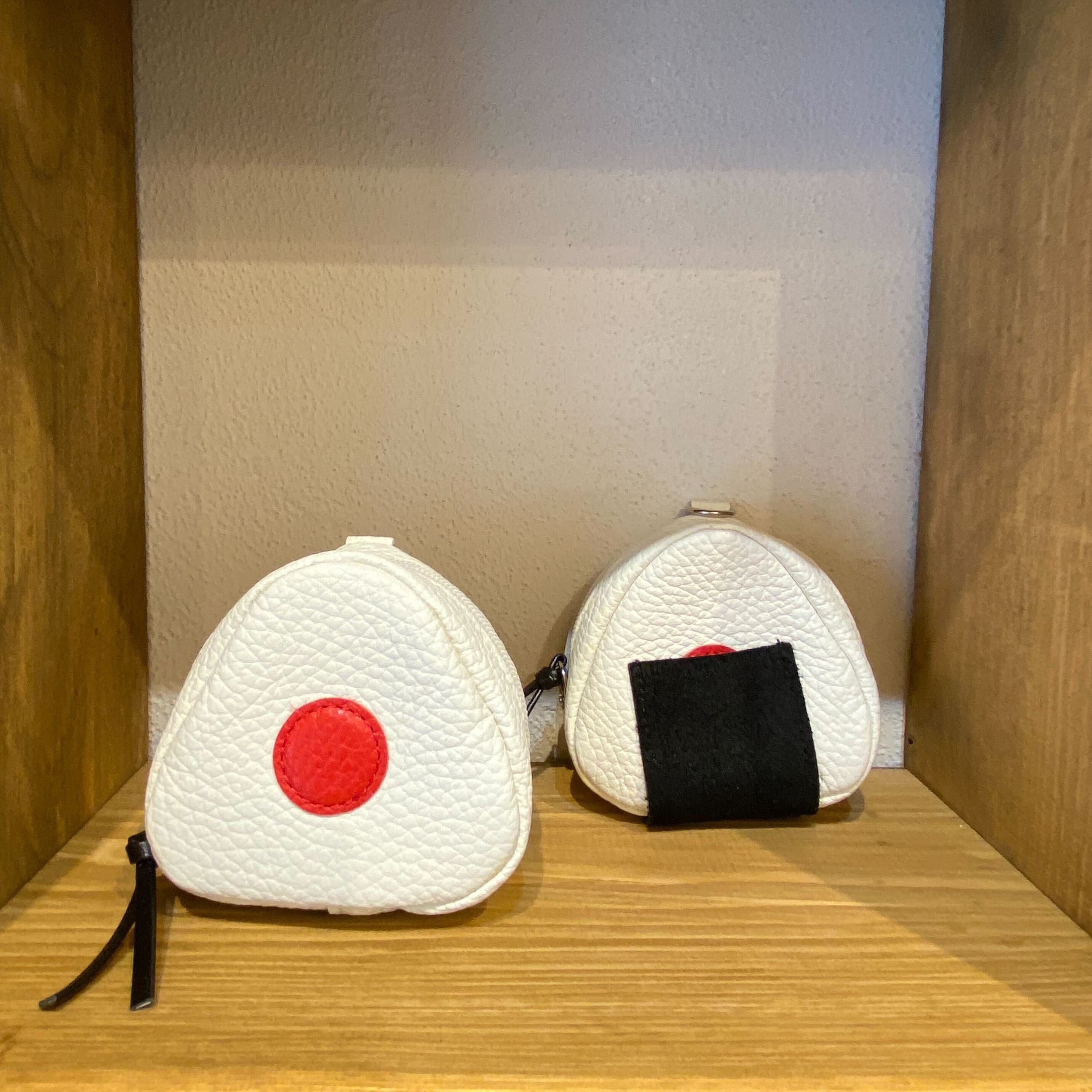ニコニコのり 小物入れ ポーチ 非売品 おにぎりポーチ_海苔なし【おにぎりポーチ】 | 野村製作所