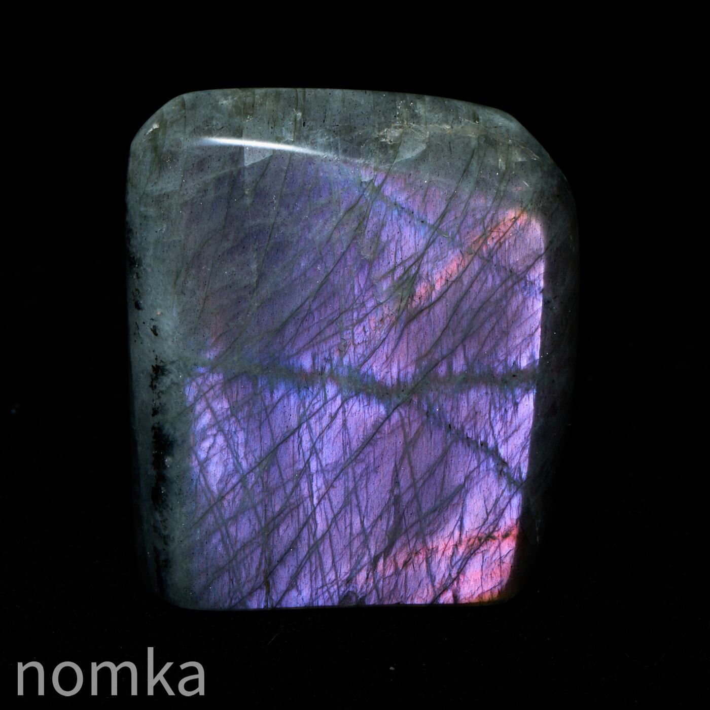 ラブラドライト(パープルシラー)ポリッシュ原石(マダガスカル産/127g) ngem-0168