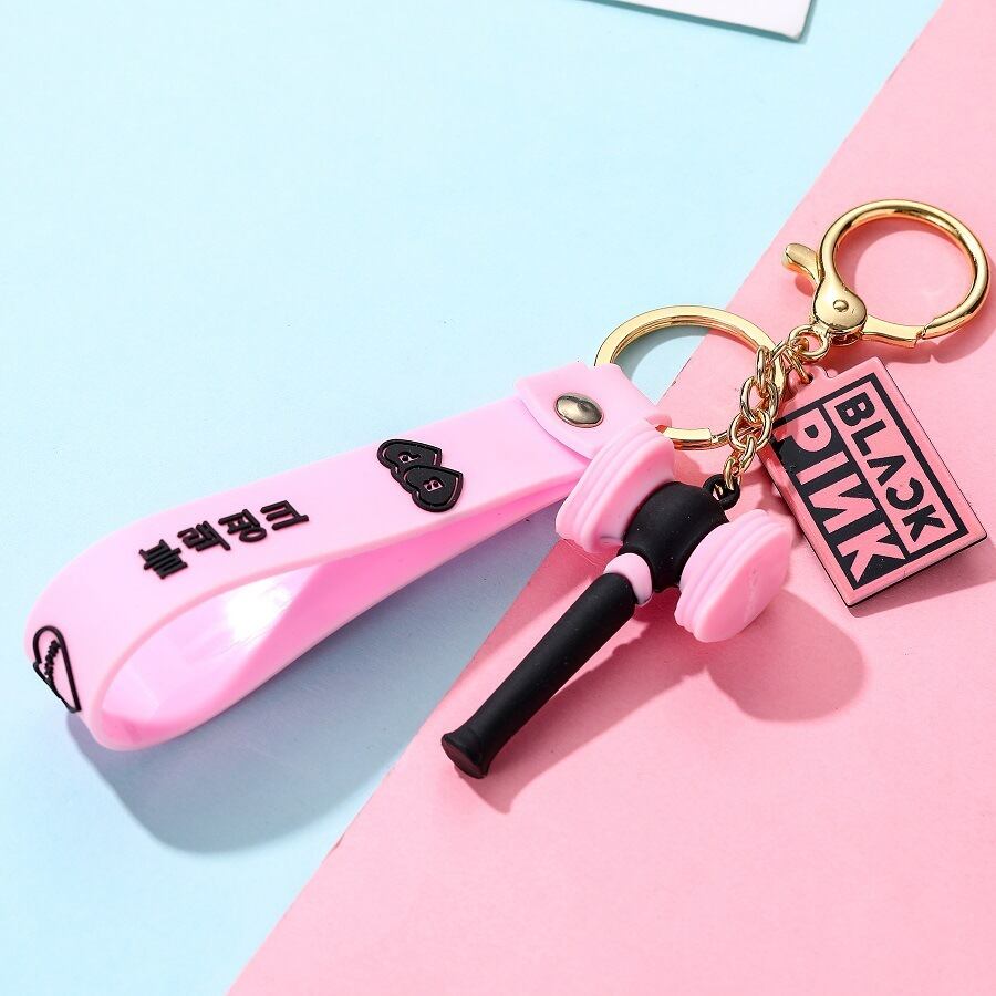 最新入荷】 StrayKids ペンライトVer.1 板ペンラ キーリング ペン 
