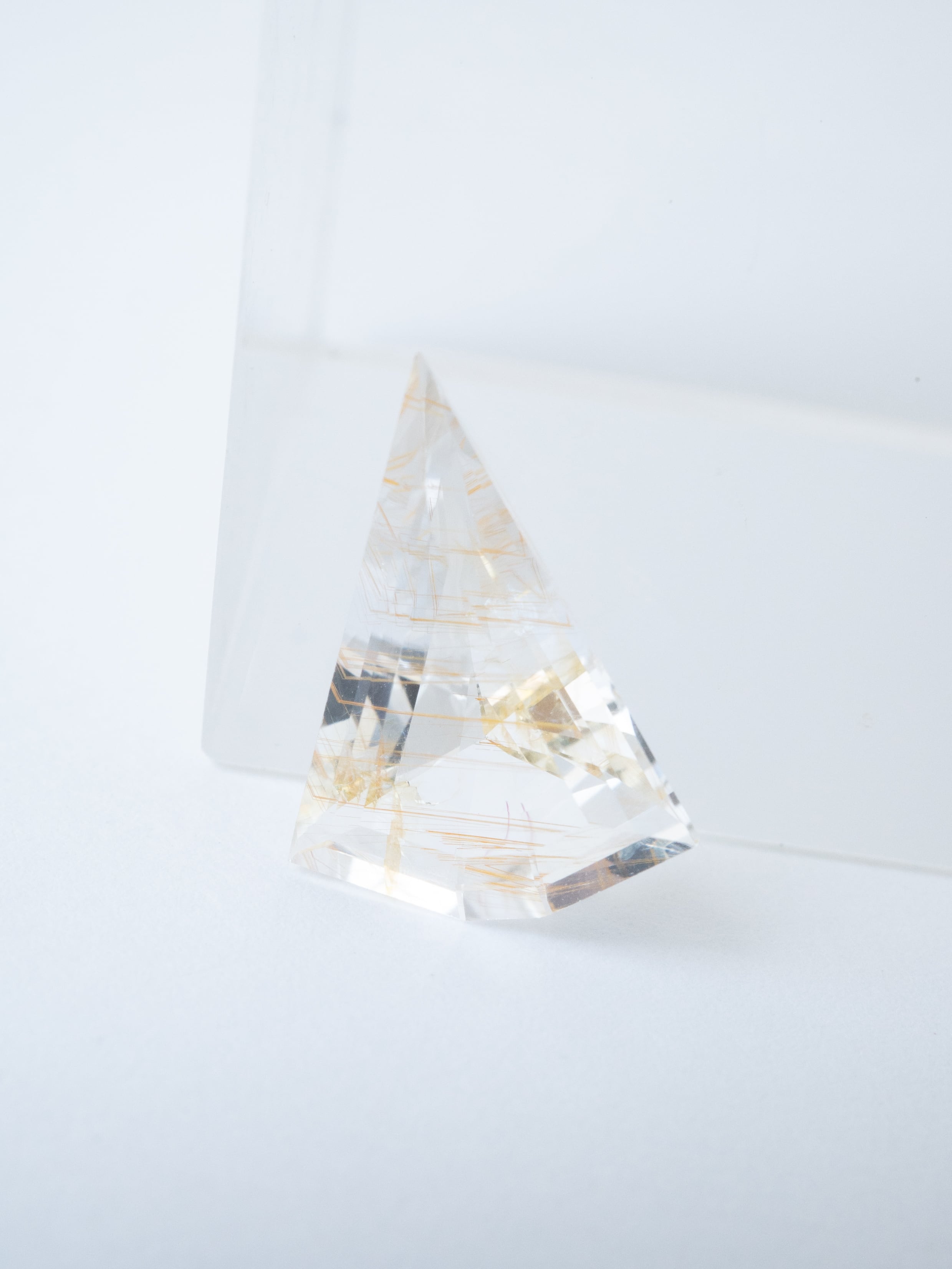 Limonite in Topaz | SELSHA