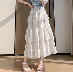 ティアードスカート レディース スカート ボトムス フレア ロング ティアード レース ウエストゴム 薄手 かわいい 上品 おしゃれ ガーリー 存在感 ラブリー キュート プリンセス ロマンティック フェミニン 無地 春 夏 秋 ロングシーズン 学生 デート お出かけ イベント 女子会 休日 ショッピング コンサート ライブ お花見 カフェ プチプラ 普段使い 着回し モテ 清楚 インスタ映え 定番 S M L XL 小さいサイズ 大きいサイズ 白 ホワイト アプリコット ベーシックカラー 春カラー