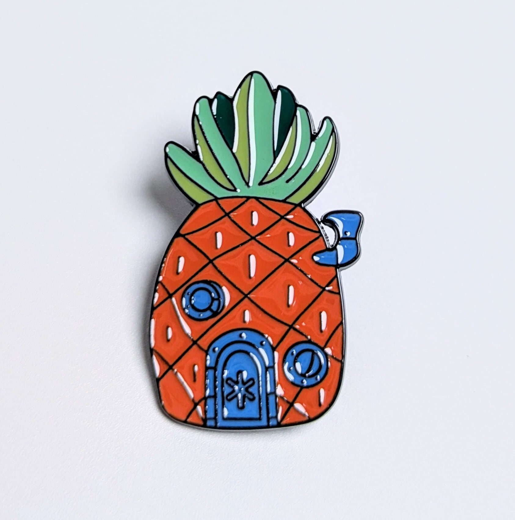 送料無料! ★ピンズ PINS★ピンバッジ 【 SpongeBob SquarePants ( スポンジボブ )  】パイナップルハウス 〚アメリカン雑貨 アメトイ〛