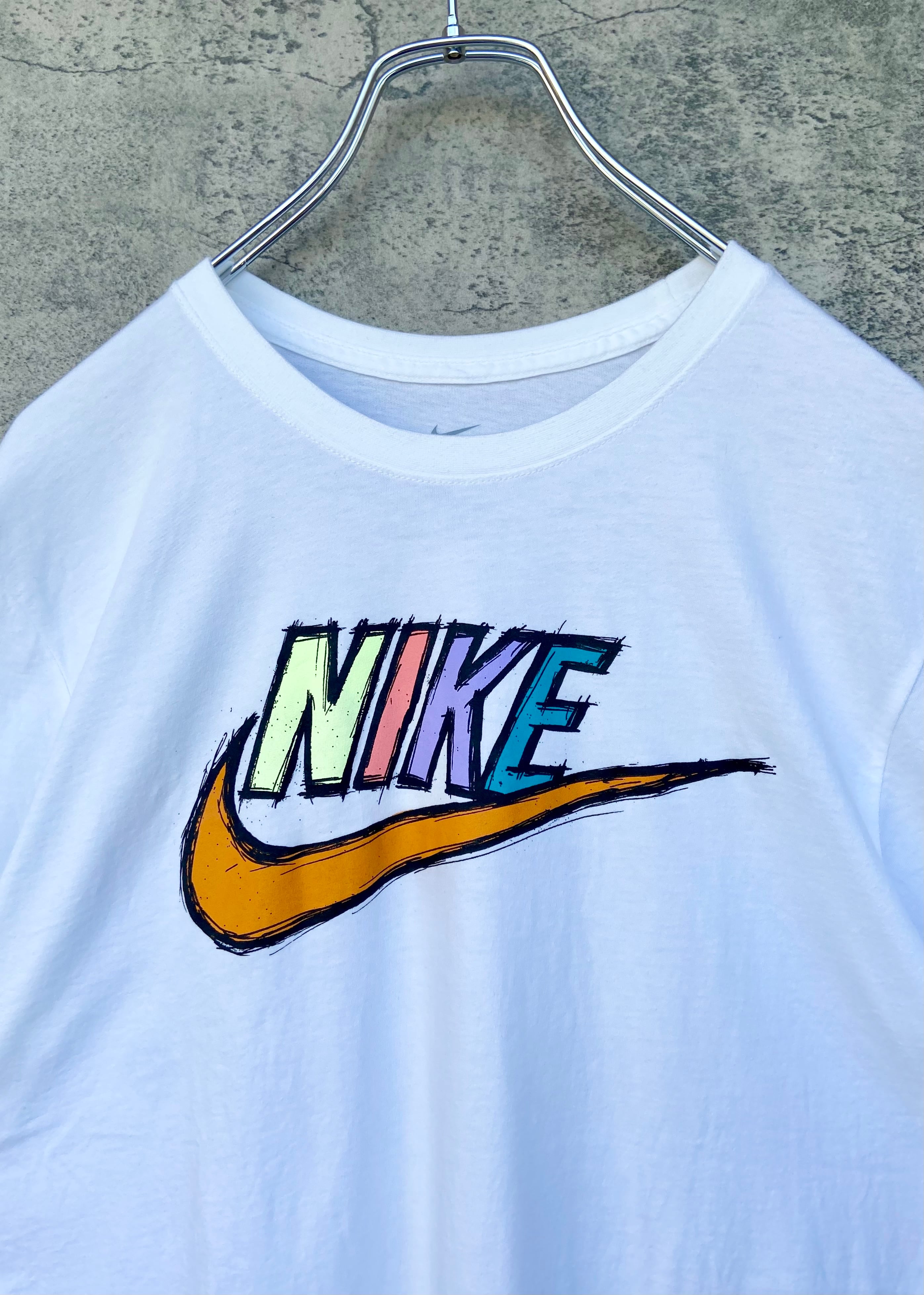 NIKE/ナイキ カラフルロゴ Tシャツ　URBAN RESEARCH DOORSコラボTee | 【古着  らくふる】ビンテージ&リメイク専門のオンライン古着SHOP powered by BASE