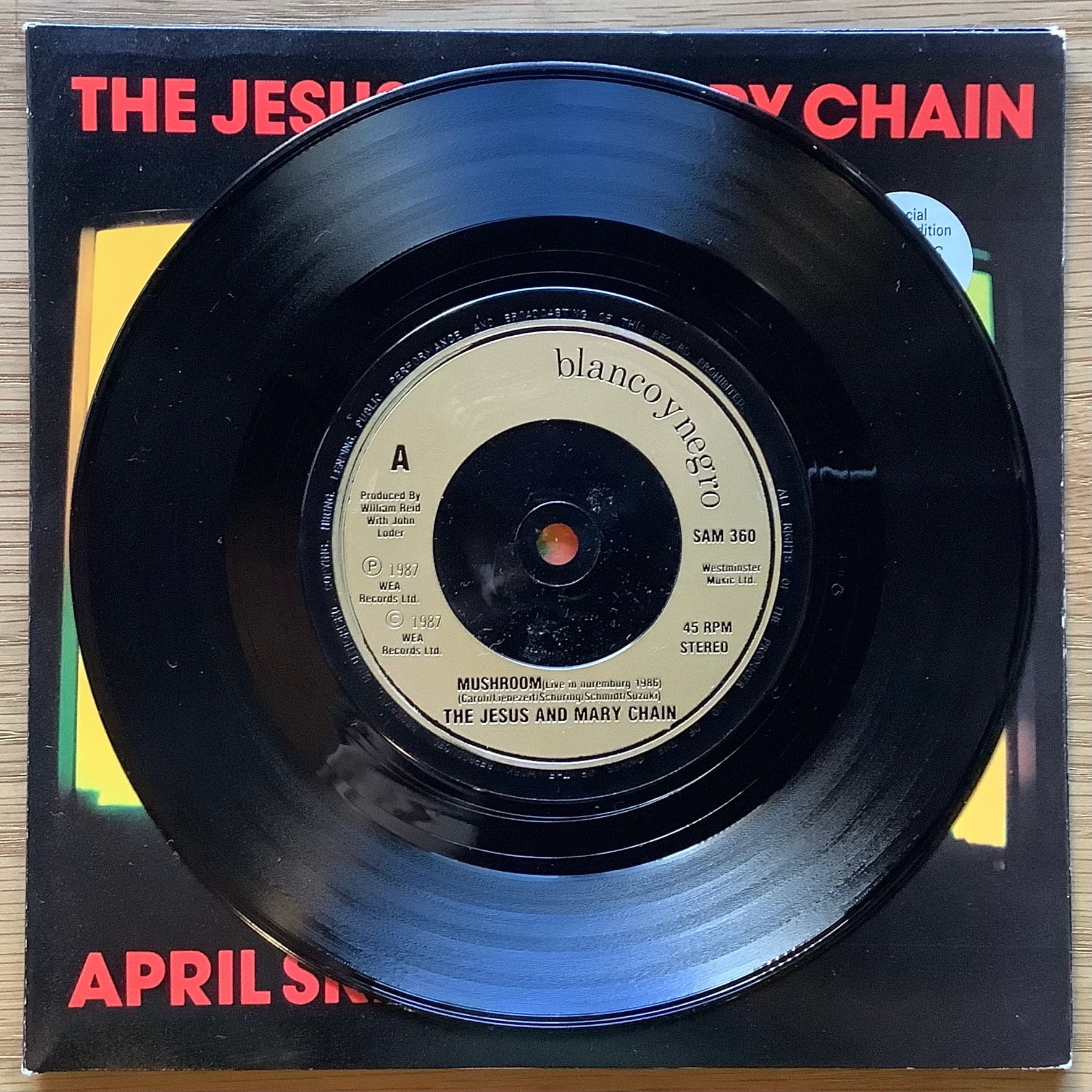 THE JESUS AND MARY CHAIN / A: APRIL SKIES / B: KILL SURF CITY