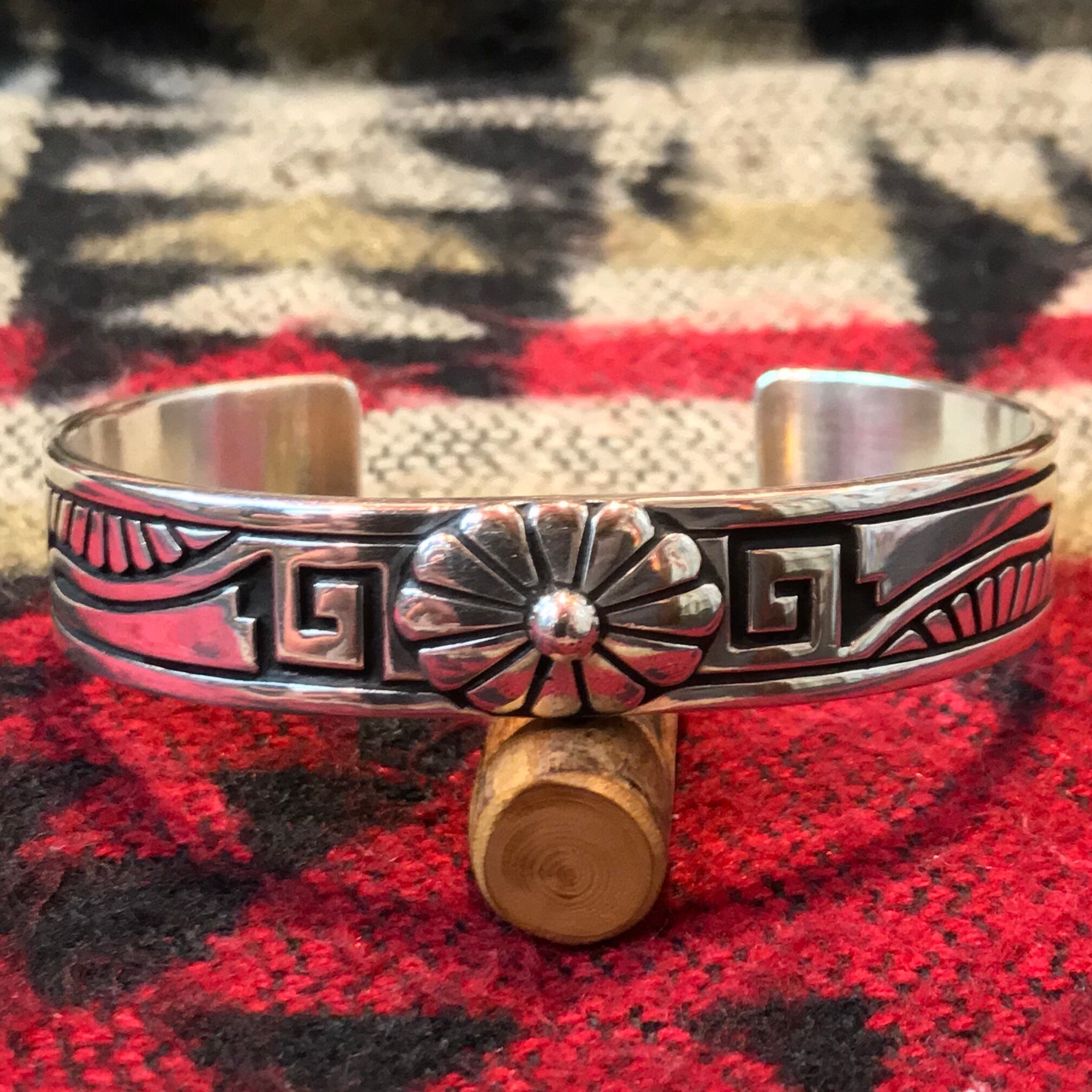 年末SALE❣️ナバホ族 インディアンジュエリーRUNNING BEAR作リング  