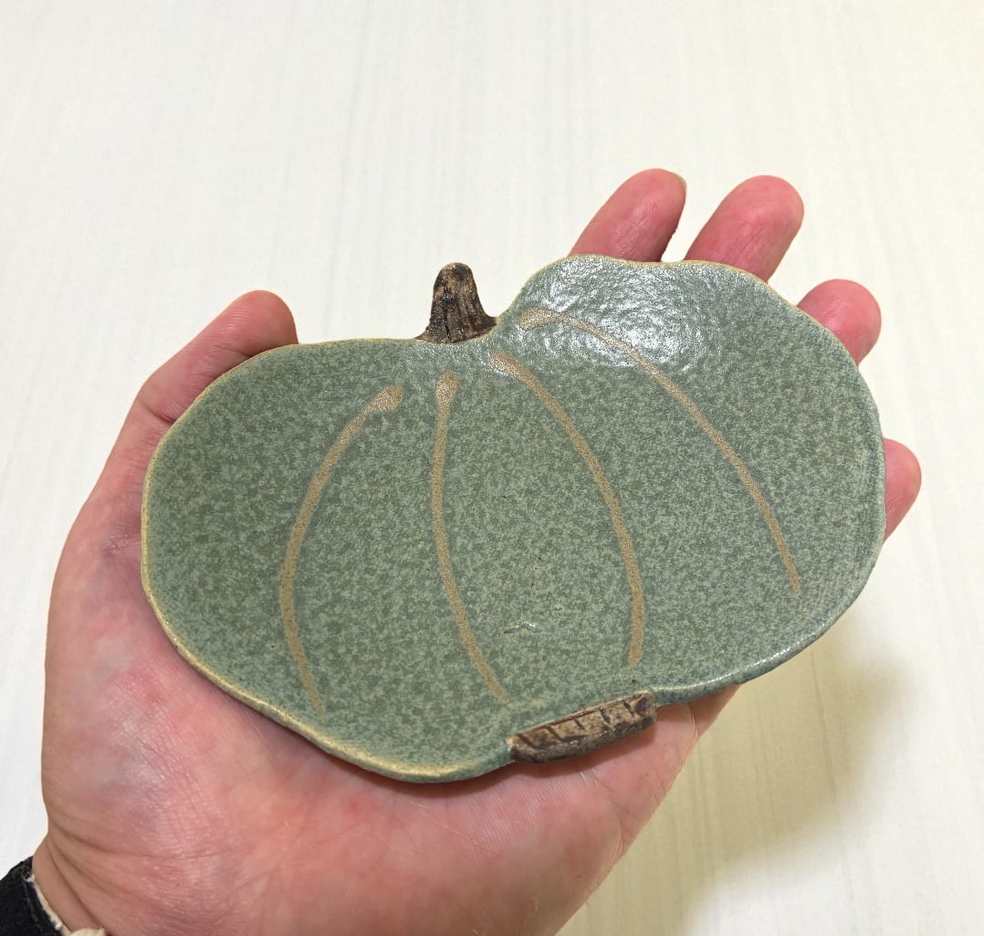 25秋】小皿 (幅 12.5 cm)ニホンカボチャ | TSUNE;田中恒子の器
