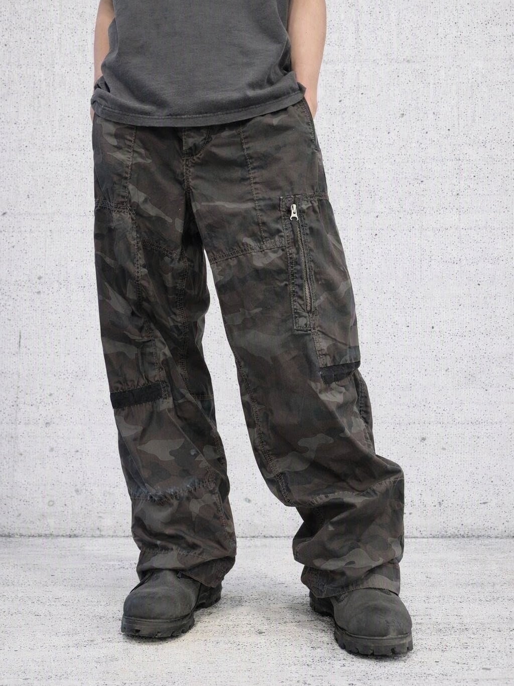 "GAP" camo patterned military pants