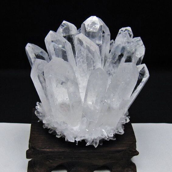 水晶 クラスター 水晶 原石 台座付属 一点物 182-8588