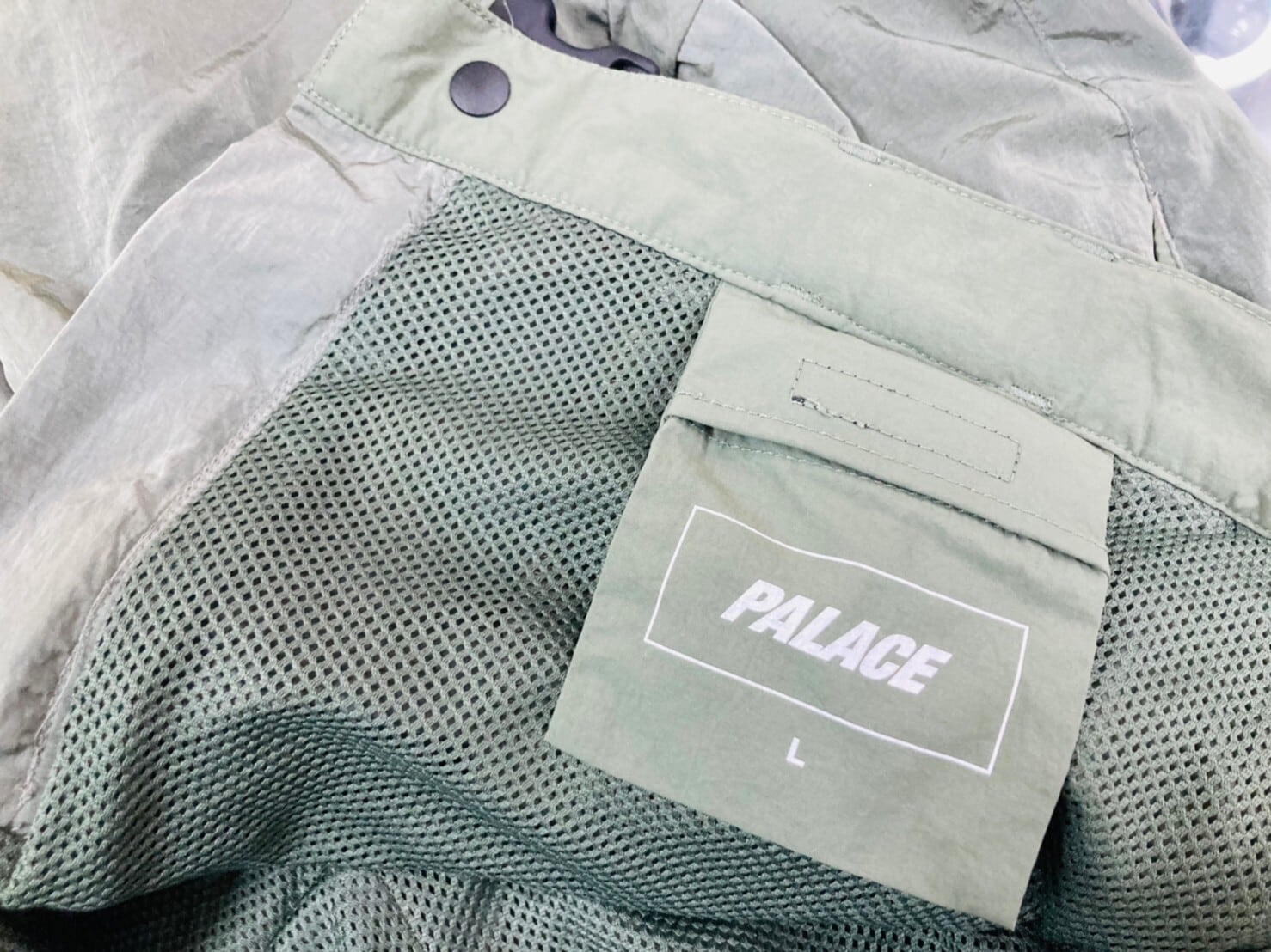 PALACE SKATEBOARDS UTILITY IRIDESCENT PANTS OLIVE LARGE 014248 ...