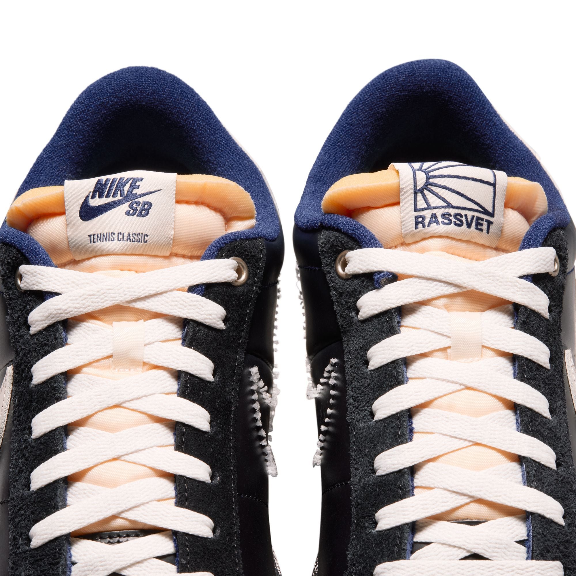 NIKE SB ZOOM TENNIS CLASSIC QS 